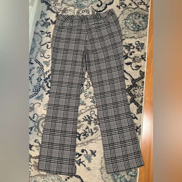 New York & Co Womens Size 10 Average Houndstooth Pattern Career Pants Boot Cut - Picture 3 of 14